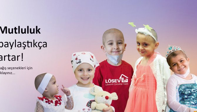 LÖSEV gönüllüleri İzmir'de farkındalık etkinliği düzenledi