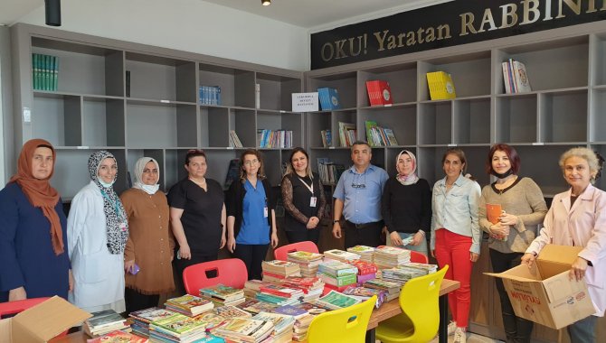 Çukurova Devlet Hastanesi kitap bağış kampanyası düzenledi