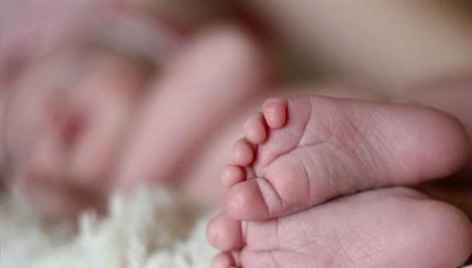 Trabzon'da 715 gram doğan "mucize bebek" Miray 299 günde hayata tutundu