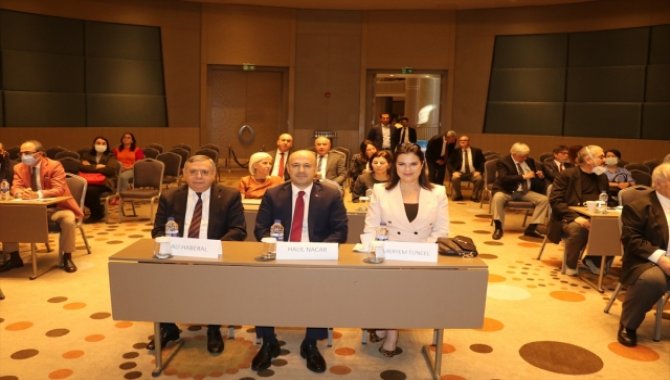 Adana'da Türk Jinekolojik Onkoloji Derneği Bölge Toplantısı başladı