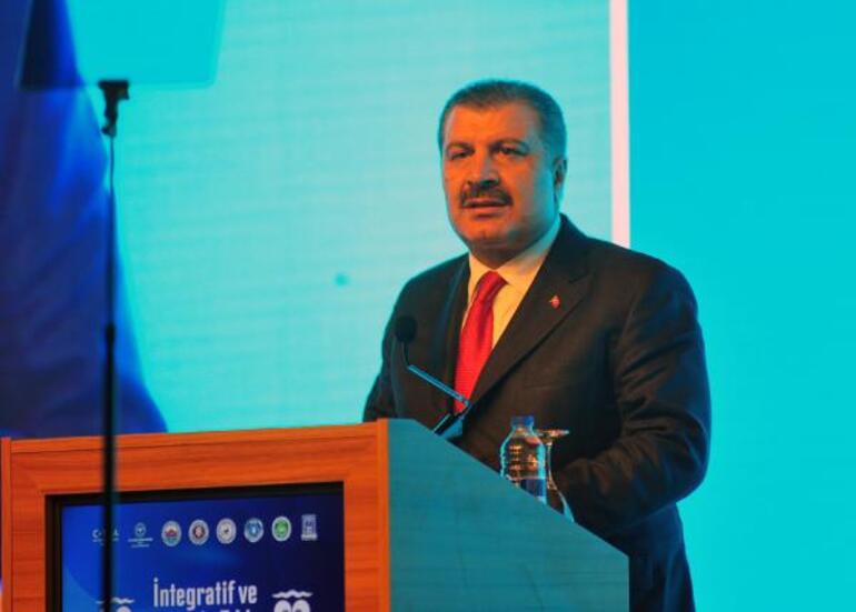 Sağlık Bakanı Fahrettin Koca "İntegratif ve Anadolu Tıbbı Kongresi"nde konuştu: