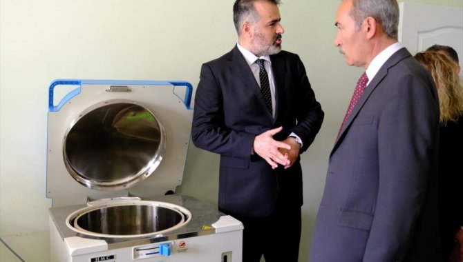 Sivas Cumhuriyet Üniversitesinde Deney Hayvanları Uygulama ve Araştırma Merkezi açıldı