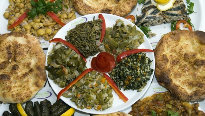 Tarihi semtte Giresun'un yöresel yemekleri tanıtıldı
