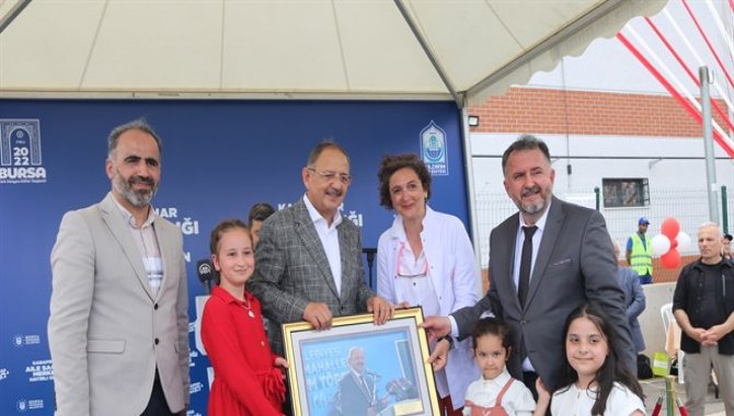 AK Parti Genel Başkan Yardımcısı Özhaseki, aile sağlığı merkezi açılışında konuştu: