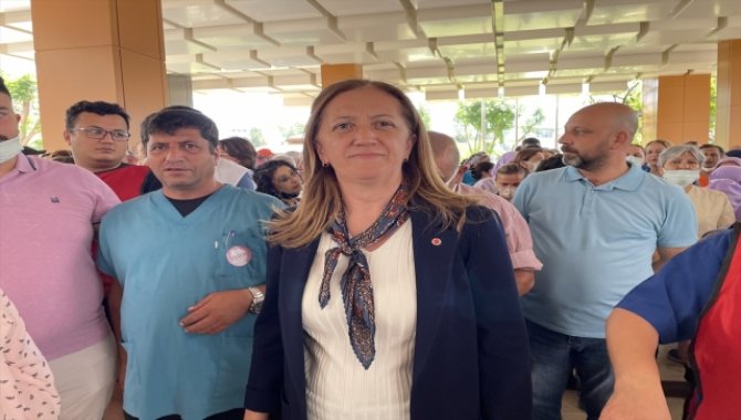 DİSK Genel Başkanı Çerkezoğlu: "Sağlık emekçileri olarak hakkımız olanı istiyoruz"