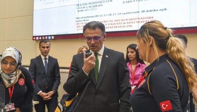 Van Valisi Balcı, telsizden sağlık çalışanlarına seslendi: