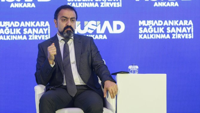 TÜSEB Başkanı Akdoğan, Sağlık Sanayi Kalkınma Zirvesi'nde konuştu: