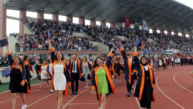 Sinop Üniversitesinde mezuniyet töreni düzenlendi