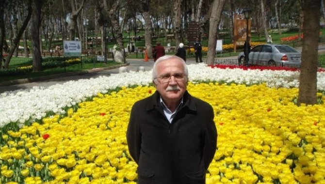 Balıkesir'de denizde yüzerken kalp krizi geçiren öğretmen öldü