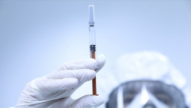 Güney Kore ilk yerli üretim Kovid-19 aşısına kullanım onayı verdi
