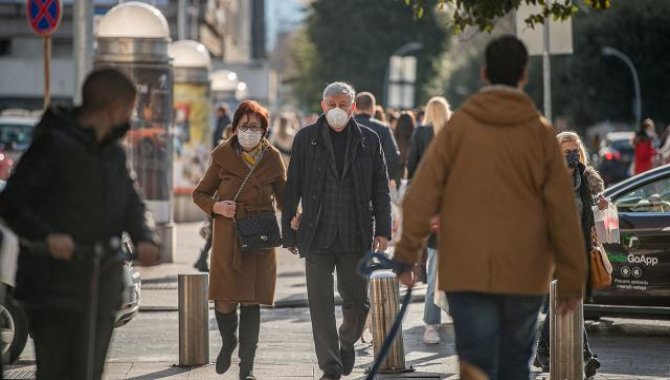 Karadağ'da Kovid-19 vakaları yüzde 130 arttı