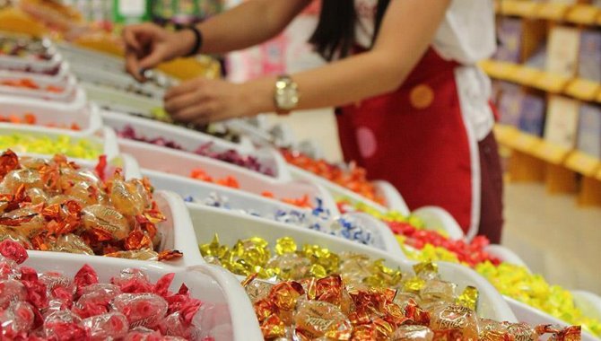 "Merdiven altı" çikolata, şekerleme ile tatlı ürünleri hastalıklara davetiye çıkarıyor