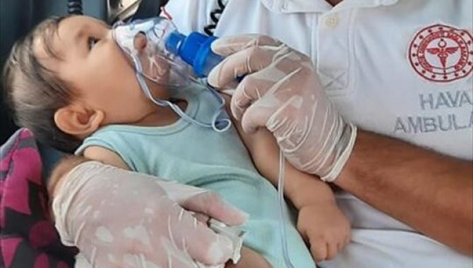 Antalya'da akrep sokan 8 aylık bebek hızlı müdahaleyle sağlığına kavuştu