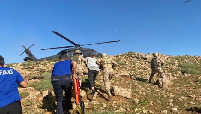 Tunceli'de mide kanaması geçiren kişi helikopterle hastaneye kaldırıldı