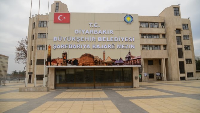 Diyarbakır'da belediye ekipleri hasta ve yakınlarını ziyaret etti