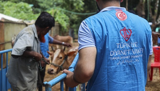 TDV, 31 bin gönüllüyle ihtiyaç sahiplerine yardım ediyor