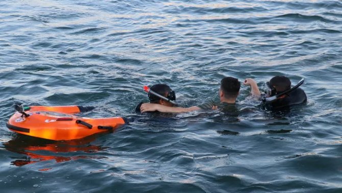 Samsun'da denizde kurtarma tatbikatı yapıldı