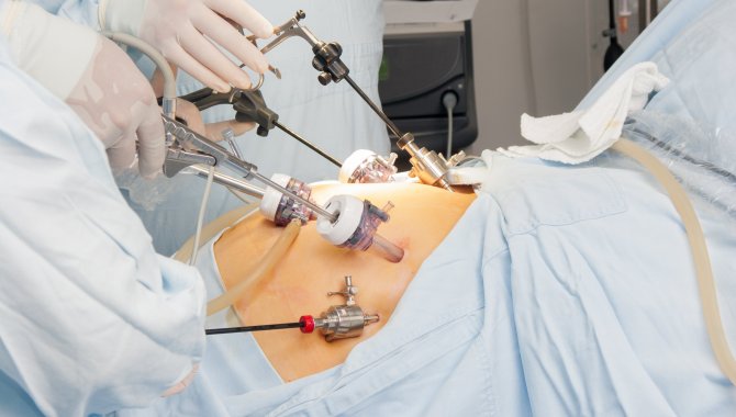 Afyonkarahisar'da bir kadının mide ameliyatının ardından ölmesi üzerine inceleme başlatıldı