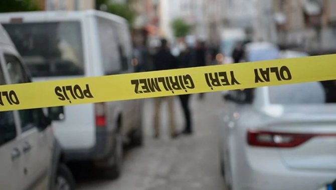 Erzurum'da 70 yaşındaki eczacı evinde ölü bulundu