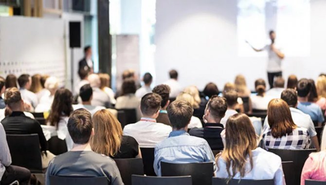 Silopi'de "Diyabet, Hipertansiyon ve Otizm Farkındalık" semineri düzenlendi