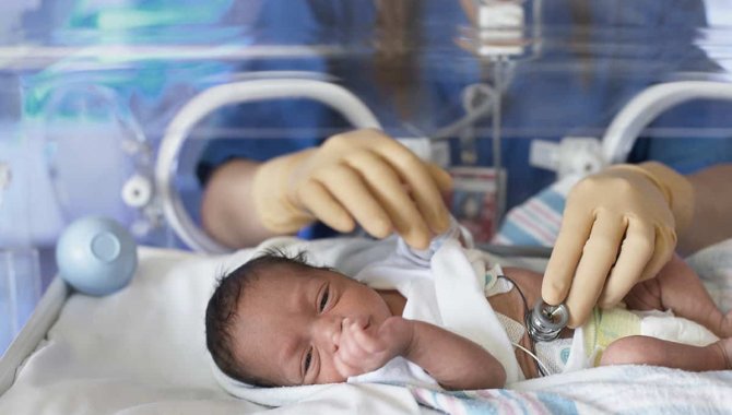 Uluslararası sağlık kuruluşu UNITAID'den "Ukrayna'da prematüre doğumlar artıyor" uyarısı