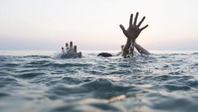 Alanya'da denizde boğulma tehlikesi geçiren kadın hastanede öldü