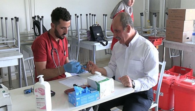 Epidural steroid enjeksiyonları, birçok bel, bacak ağrısı formu için ortak tedavi seçeneği