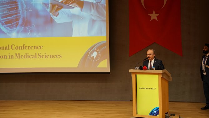 Uluslararası Tıp Bilimlerinde Gelecek Vizyonu Uluslararası Konferansı İstanbul'da başladı