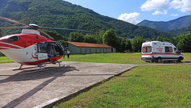 Trabzon'da ambulans helikopterle 21 günde 23 hasta nakledildi