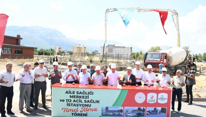 Seydişehir'de aile sağlığı merkezi ile 112 Acil Sağlık İstasyonu'nun temeli atıldı