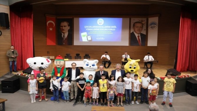 Melikgazi Belediyesi, diyabet hastası çocuklara şeker ölçüm cihazı dağıttı