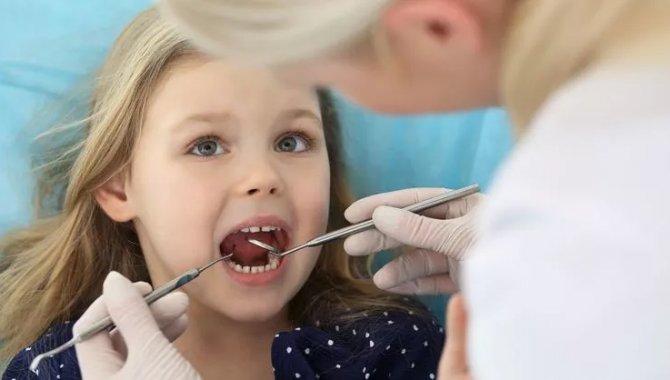 Eskişehir'de "aile diş hekimlikleri" çocukların ağız bakımları için mesaiye başladı