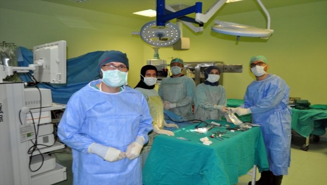 Kırşehir'de kol ağrısı çeken hastaya kas nakli yapıldı