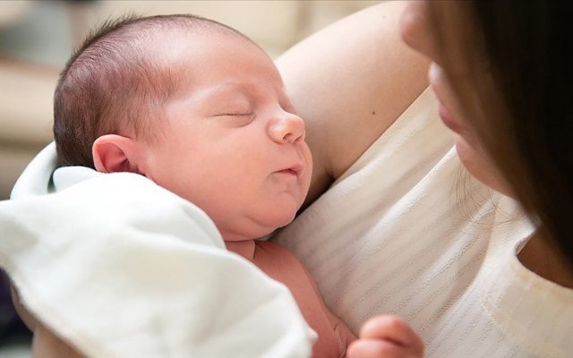 Anne sütü, hem anneyi hem bebeği "kanser" riskine karşı koruyor