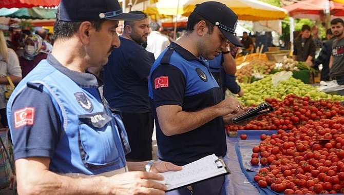 Edirne'de pazarlarda "sahte ürün" denetimi gerçekleştirildi