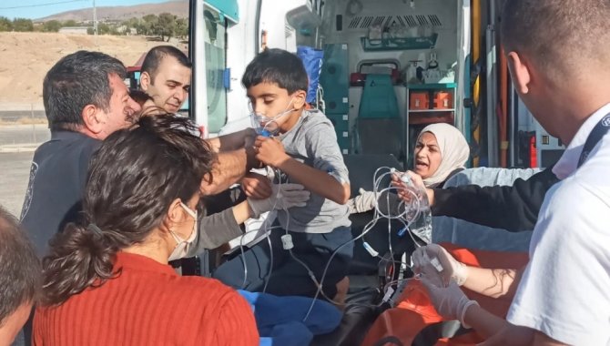 Tunceli'de askeri helikopter astım hastası çocuk için havalandı