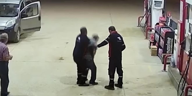 Boğazına yiyecek kaçan sürücü akaryakıt istasyonunda Heimlich manevrasıyla kurtarıldı