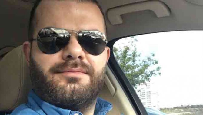 Gülhane Hastanesinde görevli Doç. Dr. Peker, trafik kazasında hayatını kaybetti