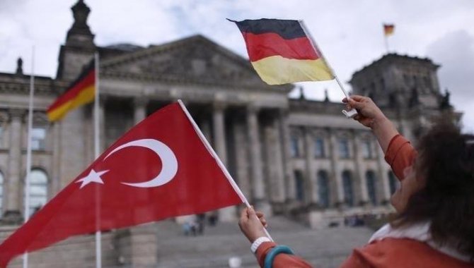 Almanya'ya 61 yıl önce göç eden Türkler, ülkenin kalkınmasında büyük rol oynadı