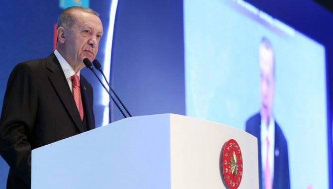 Cumhurbaşkanı Erdoğan: "Türkiye Yüzyılımızın en iddialı alanlarından birisini sağlık olarak belirledik."