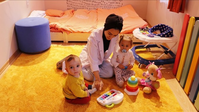 Gebze'de vardiyalı çalışan annelerin çocuklarına 24 saat kreş hizmeti