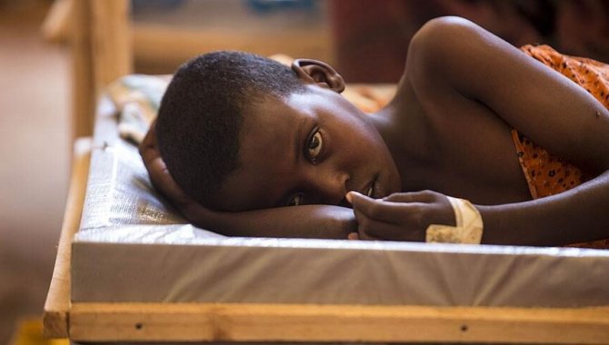 Lübnan'da kolera aşısı vurulmaya başlandı