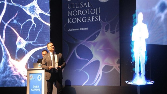Antalya'da migrenin yeni tedavi yöntemleri "Hologram" teknolojisiyle anlatıldı