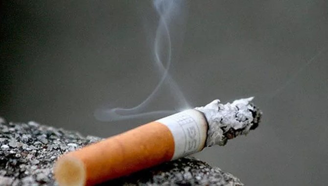 Sigara sadece içenin değil çevrenin de sağlığını bozuyor