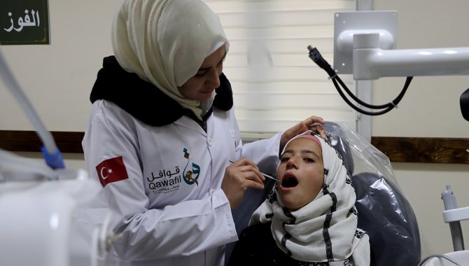 Suriye'nin İdlib ilinde kamplarda kalanlara hizmet verecek sağlık merkezi açıldı