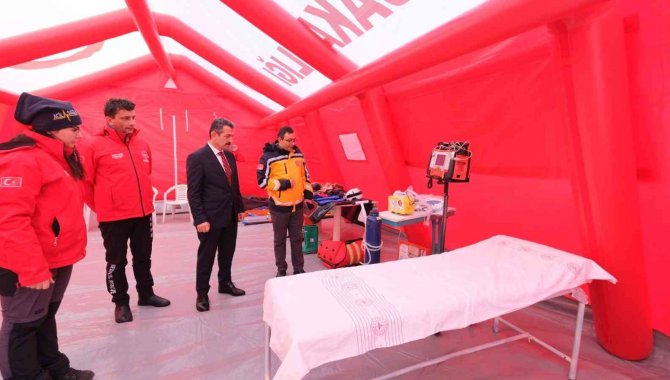 Kırklareli’de "Acil Sağlık Hizmetleri Hastası" Çerçevesinde Tıbbi Uç Nokta Çadırı Kuruldu