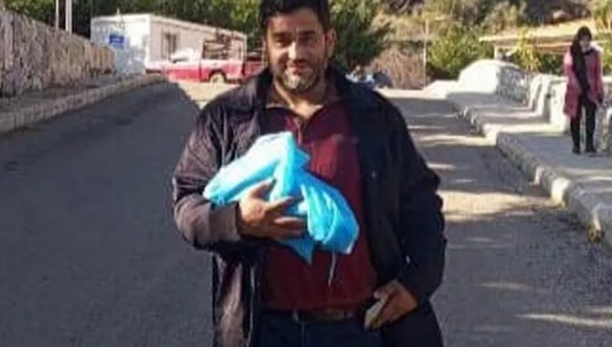 Lübnanlı bir baba, ölen çocuğunun naaşını hastaneden almak için arabasını rehin verdi