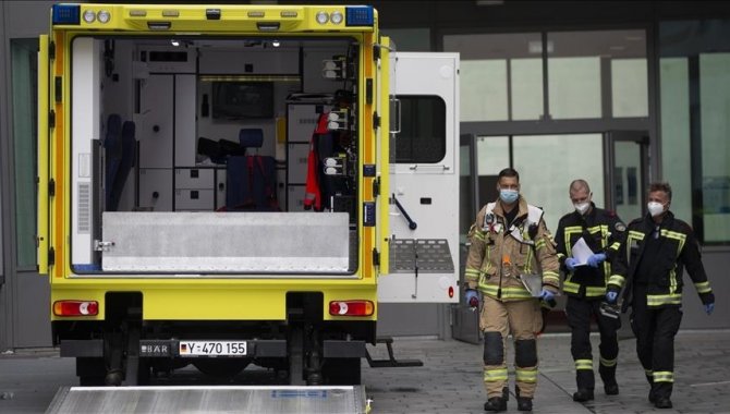 Almanya, salgın hastalıklar, personel eksikliği ve ilaç sıkıntısıyla mücadele ediyor