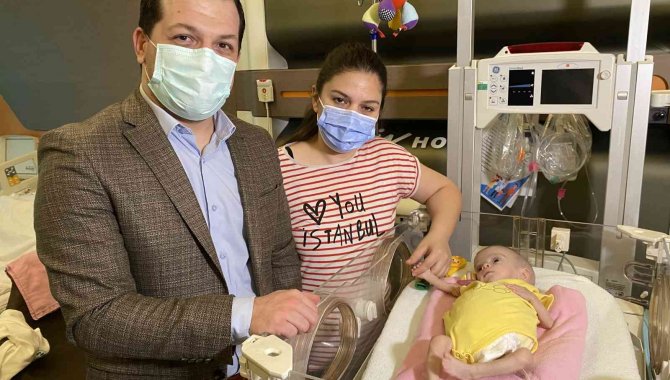 3,5 Kiloluk Bebeğin Alınan Böbreği 250 Gram Çıktı