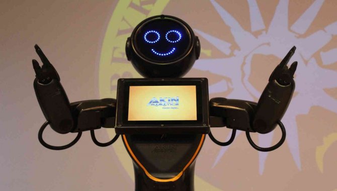 Yoğun Bakımlarda Robot Hemşire Dönemi Başlayacak